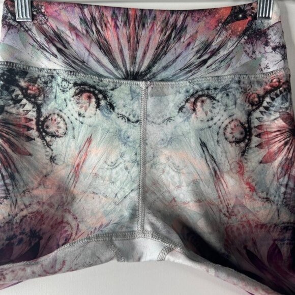 Evolution & Creation The Sofia Gym Leggings Pants Size Small Tribal Multi Color - Picture 5 of 6